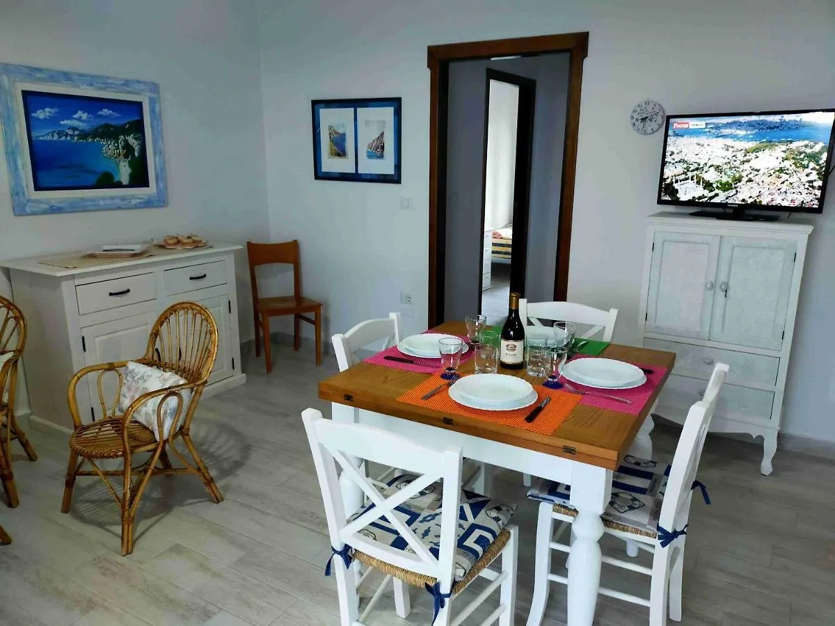 Casa Serra Cala Gonone 0*,